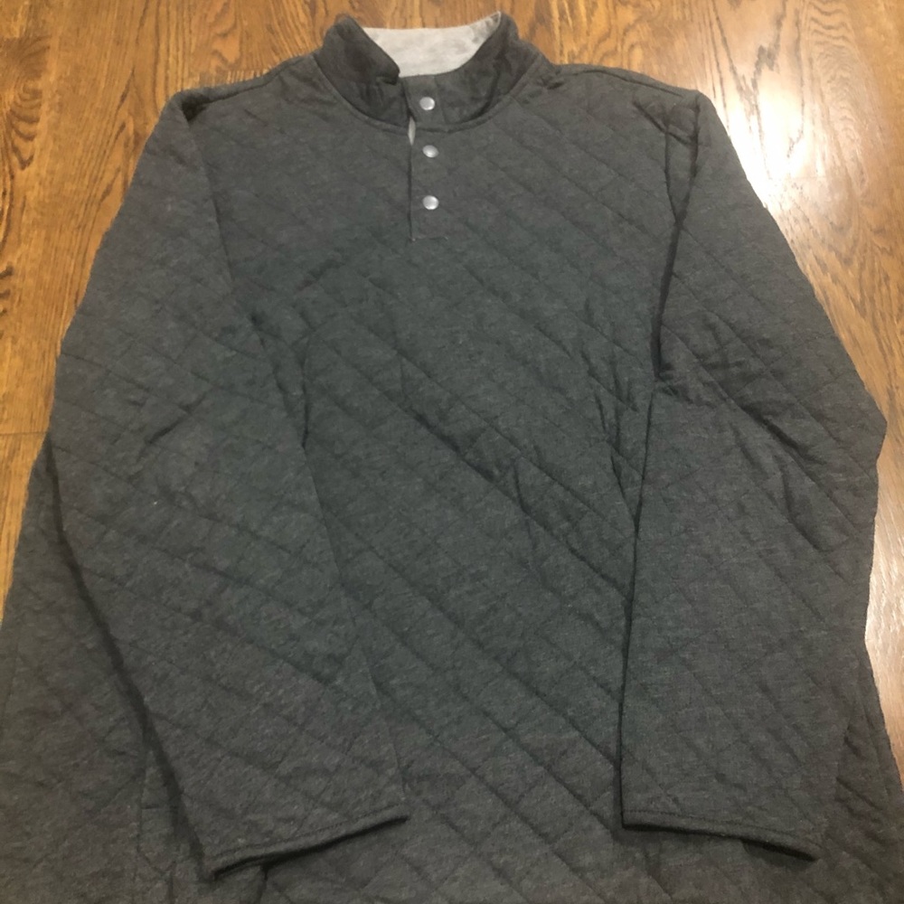 Gray pullover